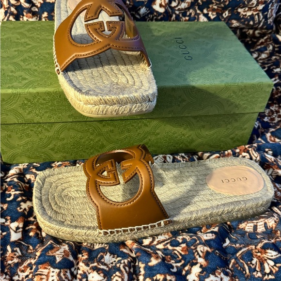 Gucci Espadrilles - Picture 2 of 5